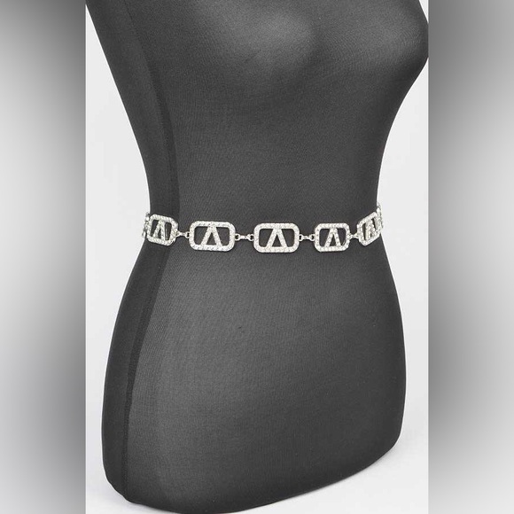 Plus Size Rhinestone Silver & Gold Metal Chain Adjustable Statement Belt - Picture 3 of 6